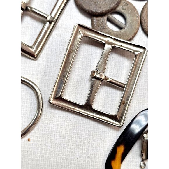 Assorted Vintage Buckles Zippers & Hardware Set For Crafting & Sewing - Picture 8 of 14